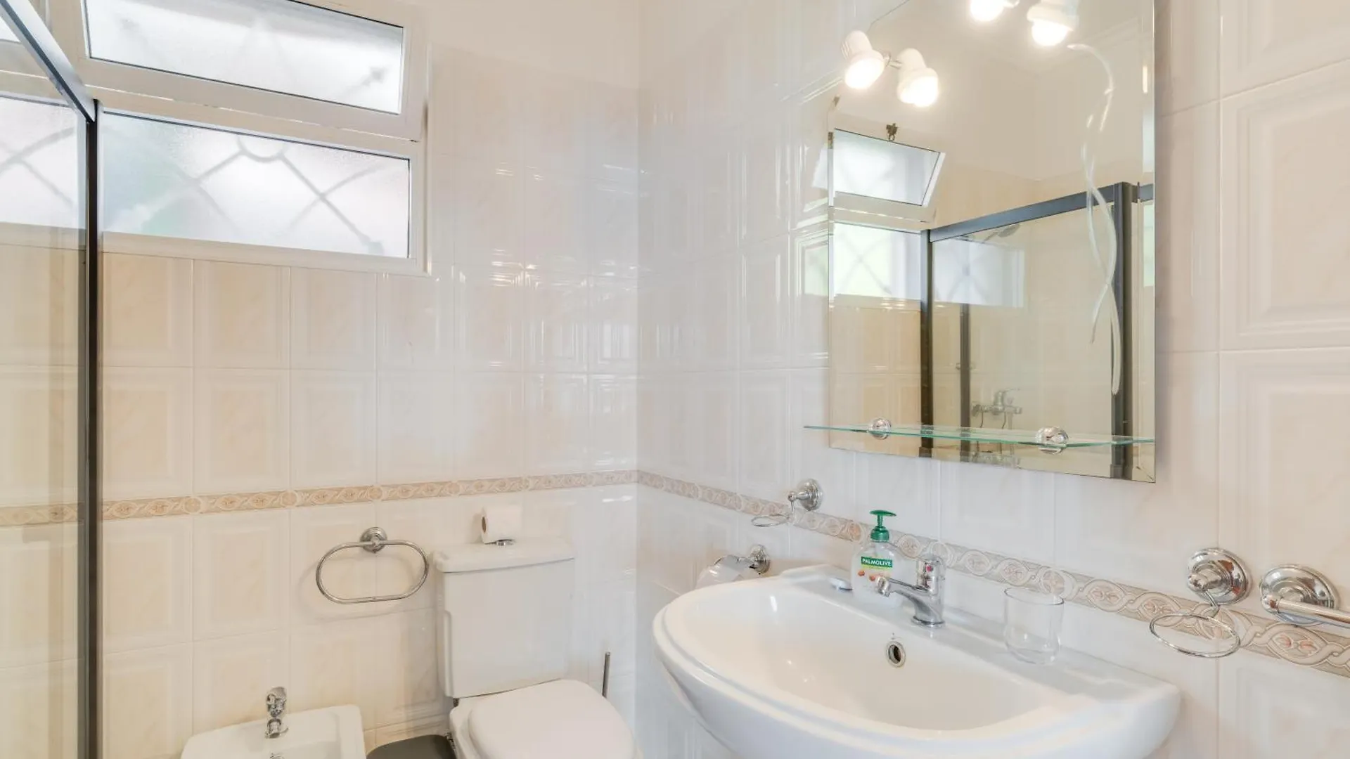 Villa Barcelos By Holiday Rental Madeira Funchal  Funchal (Madeira)
